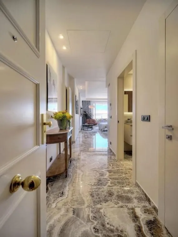 Cannes 1 Bedroom Apartment - M6